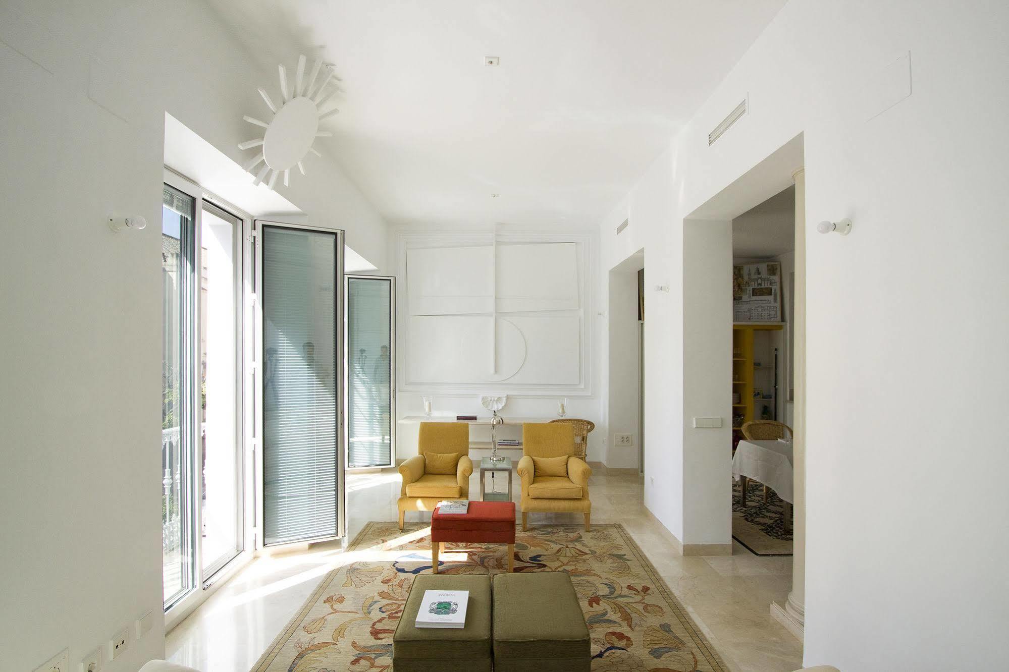 Apartamentos Alemanes Gradas Luxury Seville Exterior photo